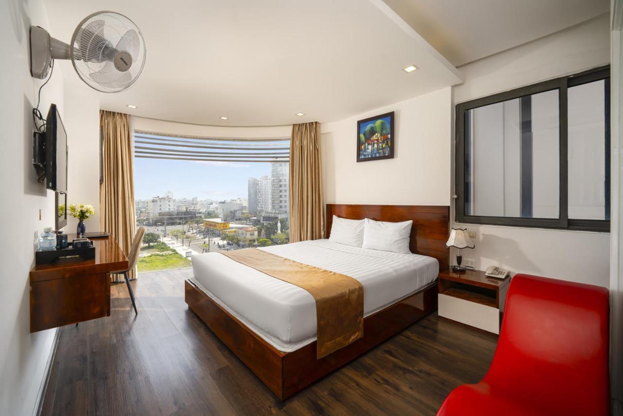 Waikiki Beach Hotel Da Nang Exterior photo