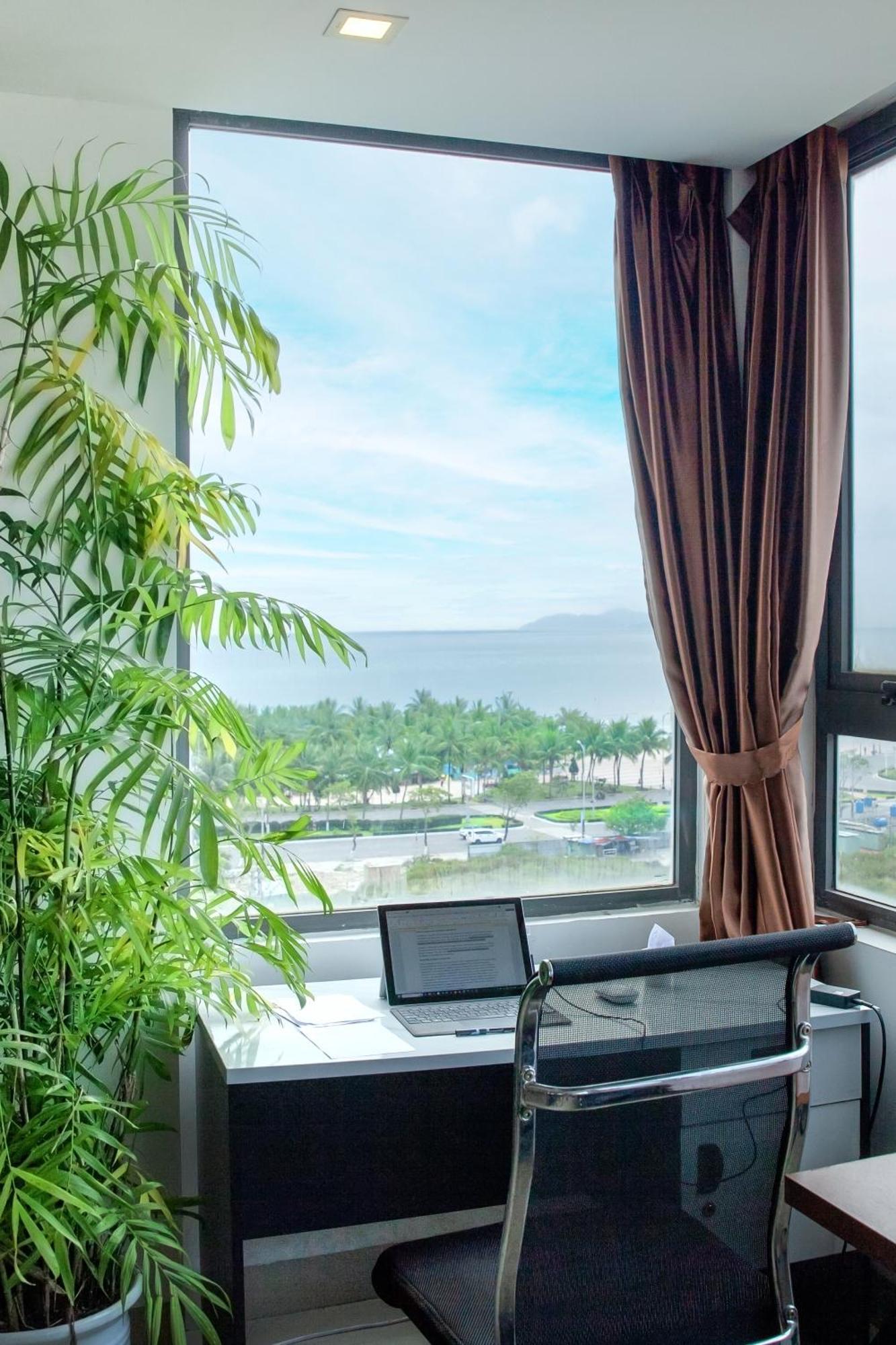Waikiki Beach Hotel Da Nang Exterior photo